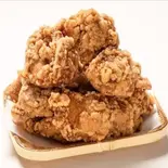 醤油からあげ 2個 2 pieces of fried chicken with soy sauce（からあげ専門千駄木屋）