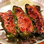 島ピーマンの肉詰め Stuffed Island Green Pepper（サンサンマル 琉炭）