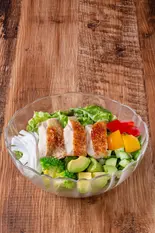 【当店自慢！】鶏鬨サラダ（鶏鬨 本店）