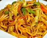 野菜チョウメン (ネパール風焼きそば)Vegetable Chow Mein（HIMALAYA）