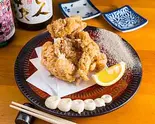 はかた地鶏の唐揚げ（飯ト酒 梔）
