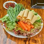 東北サラダ(ジンギスカンラムモモ焼き)