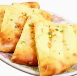 ガーリッククルチャ Garlic Kulcha（インド料理 パナス）