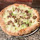 Cavolo カーボロ（Pizzeria Gelateria RAZZO）