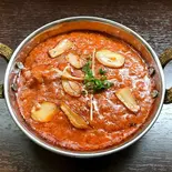 ガーリックチキンカレー Garlic ＆ Chicken Curry（アジアンレストラン サハラ国立店）