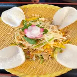 nộm xoài đu đủ Trúc An 当店グリーンマンゴーと青パパイヤサラダ（ベトナム料理カキフォートルクアン）