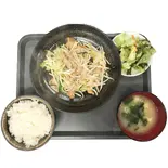 ホルモン野菜炒め定食(居酒屋福盛)