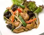 鶏肉のショウガ炒め（オリエンタルデリ白金店）