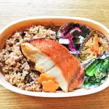 寝かせ玄米-酵素玄米-と金目鯛の西京焼き(主菜)弁当(旬和膳きゅう)