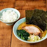 ラーメン・ライスセット(チャーシュー1枚・薬味ネギ・ホウレン草・ノリ3枚・ライス)（横浜家系ラーメン 松壱家）