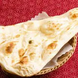 ナン (Plain Nan)(アジアンエスニック料理 ハヌマン)