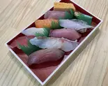 上握り寿司（魚屋 UOTACHI）