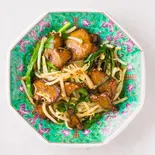レバニラ炒め（餃子飯店 仙台東口店）