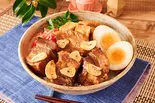 にんにく香る豚角煮丼（豚でもない角煮丼 豊豚 HOUTON 堀切5丁目店）