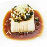 ピータン豆腐(皮蛋豆腐)（麻辣刀削麺 森）