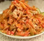 麻辣榨菜(麻辣ザーサイ)（【丼物の王様/蘭州人の牛肉ラーメン】台湾グルメ）