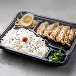 餃子弁当（横浜家系ラーメン光大家 三宮店）