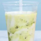 スムージーシェークキウイ（ちょす）