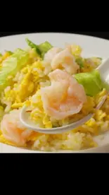 海老レタス炒飯（麻辣王豆腐）