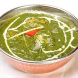ほうれん草チキンカレーSag Chicken curry（インドネパールレストラン＆バーSAGUN）