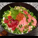 葱まみれな鮪づくし丼（大漁！ねぎとろ漁船 綱好丸 本八幡店）