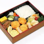 ホタテフライ弁当（とんかつ屋 双葉葛西）