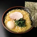塩味玉ラーメン Salt Ramen with Flavored Egg(横浜家系ラーメン ええが家 千種駅前店)