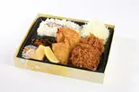 塩レモンから揚げとひれかつ弁当(揚げ物専門店 から揚げ 天神橋三丁目店)