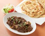 ケララパロタとマトンペッパーフライのセット Kerala Parotta ＆ Fried Mutton ＆ Pepper Set（カレーリーブス錦糸町）