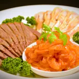棒棒鶏、牛肉、くらげの盛り合わせ（本格中華料理 永利 六本木店）