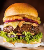 ハワイアンバーガー（ALCAPONNE Burger）