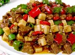 牛肉とじゃが芋黒胡椒炒め（千葉餃子 船橋店）
