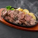 牛ヒレカットステーキ1ポンド(ソース2)(肉汁牧場チャックステーキ KING 大橋店)