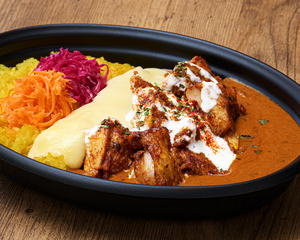 とろりチーズ＆チキンオーバーカレー Melted Cheese Chicken Over Curry