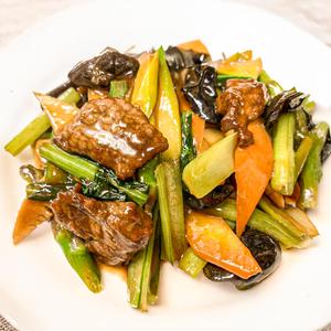 牛肉のオイスターソース炒め