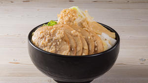 【醤油】豚神 油そば 豚マシマシ