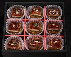 歓喜の一口鰻おむすび 黒 9個入り