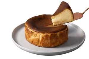 自家製バスクチーズケーキ