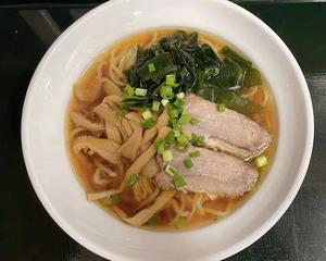 しょうゆラーメン