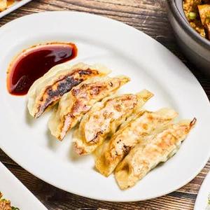 手作り焼き餃子