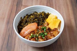 博多もつ焼き丼 Grilled Offal Rice Bowl