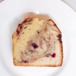 ミックスベリーのパウンドケーキ