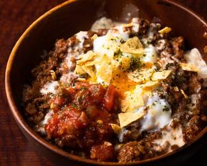 (期間限定ご飯+50g)【温玉つき】ゴロゴロお肉の牛タコス (特盛) Chunky Meat Beef Taco Rice (Extra Large Rice)