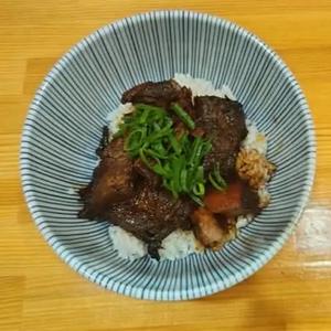豚軟骨丼