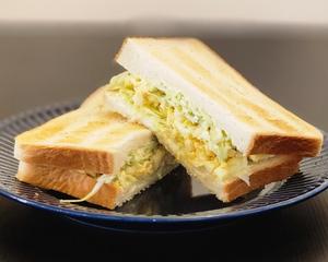 たまごキャベツトーストサンド