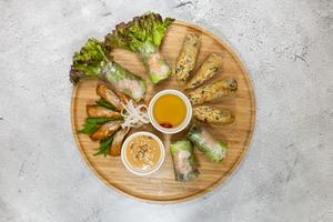 巻き物盛り合わせ(Assorted plate of rolls)