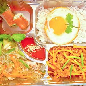 筍と豚肉レッドカレー炒め