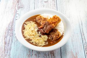 煮豚カツチーズカレー