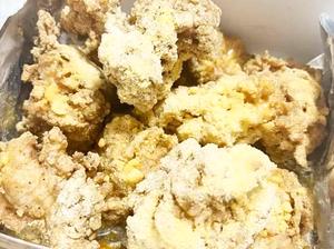 ハニーバターチキン(6pcs)HONEY BUTTER CHICKEN M