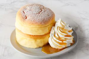 メープルホイップスフレパンケーキ(2個付き)Maple Whips Souffle Pancake